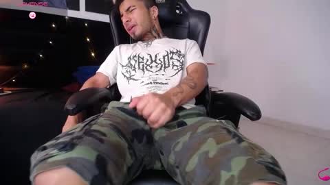 Snapshot of juancamilo66_ chatting on 02.07.25 juancamilo66_ online show from 02.07.25