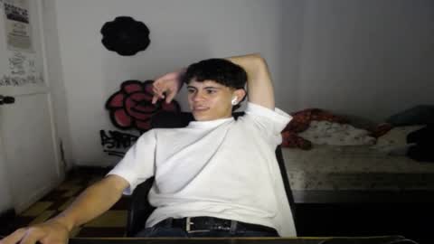 Snapshot of juanda_420 chatting on 06.22.26 TheGoldenBoy online show from 06.22.26