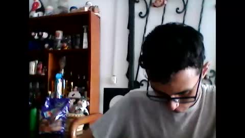 Juanesan CaballeroSolitario online show from 02.20.25