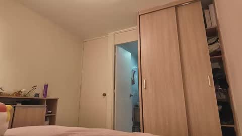 juanilla99 online show from 10.20.25