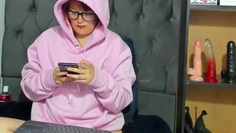 juanita online show from 02.26.25