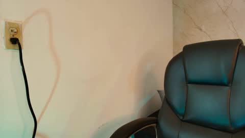 Juanita  online show from 02.26.25