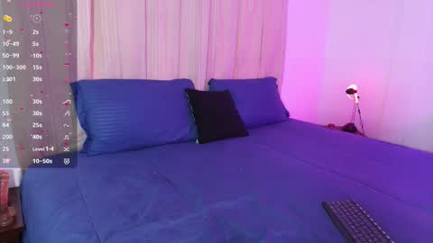 Blue online show from 09.17.25