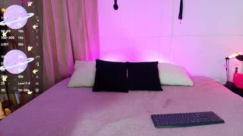 Blue online show from 11.24.25