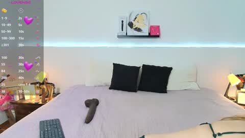 Blue online show from 03.24.26