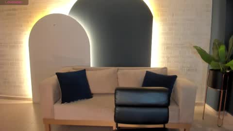 Juanita Clay online show from 03.09.25