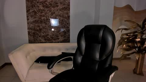 Juanita Clay online show from 03.07.26