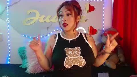 Snapshot of juanitared chatting on 12.02.25 Juanita online show from 12.02.25