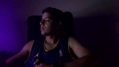 Snapshot of juannvalencia11 chatting on 04.19.26 juannvalencia11 online show from 04.19.26