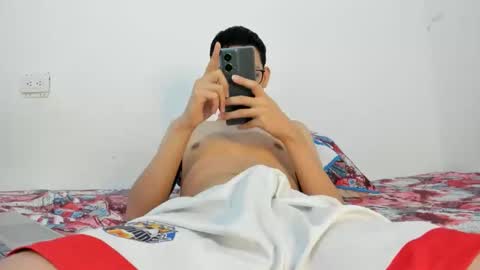 juansuarez204 online show from 12.18.25