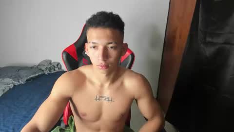 Snapshot of juansw66 chatting on 02.11.26 juansw66 online show from 02.11.26