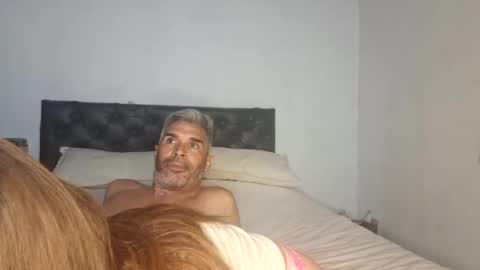 Snapshot of juanyroo chatting on 03.10.25 juanyroo online show from 03.10.25