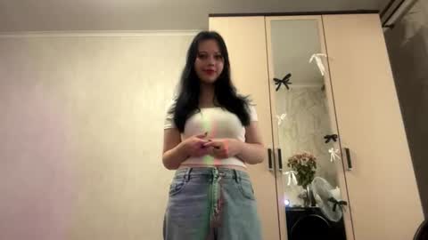 Snapshot of judivanhevel chatting on 07.18.26 sweetberry online show from 07.18.26