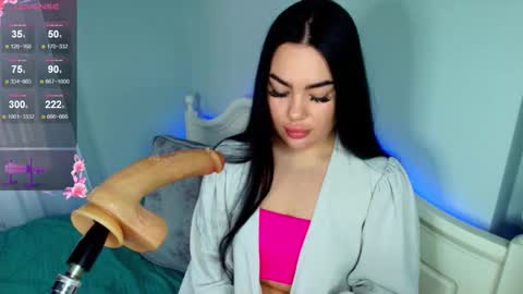 juice_lips online show from 12.19.25