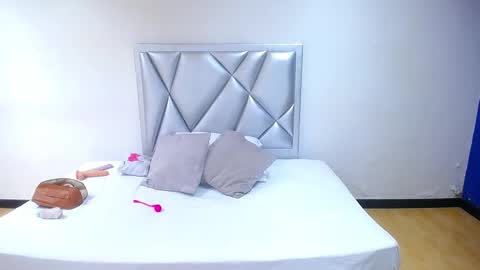 juicy_bignipples18 online show from 12.09.24