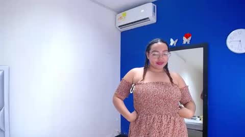 juicy_bignipples18 online show from 12.13.24
