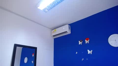 juicy_bignipples18 online show from 01.18.25