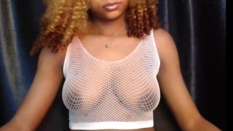Snapshot of juicy_plumx chatting on 02.18.25 Wet Baddie online show from 02.18.25