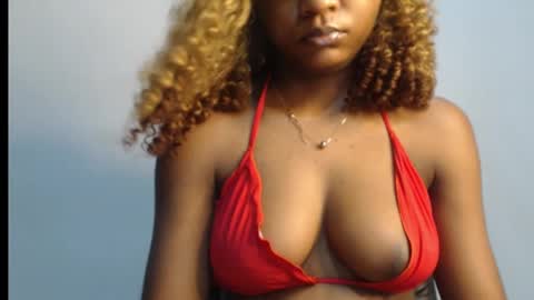 Snapshot of juicy_plumx chatting on 02.26.25 Wet Baddie online show from 02.26.25