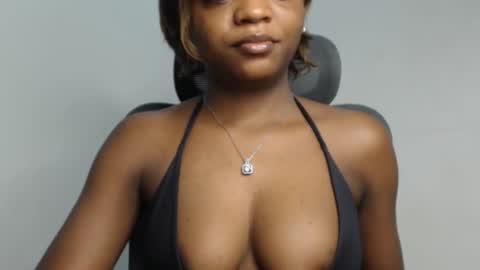 Snapshot of juicy_plumx chatting on 09.25.25 Wet Baddie online show from 09.25.25