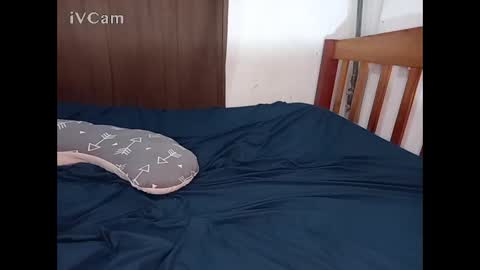 Snapshot of juicybooty_001 chatting on 01.27.25 Sweetass online show from 01.27.25