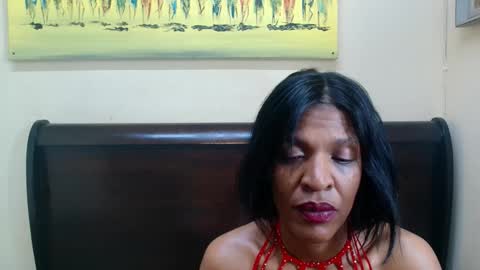 Miss Kay online show from 10.04.25