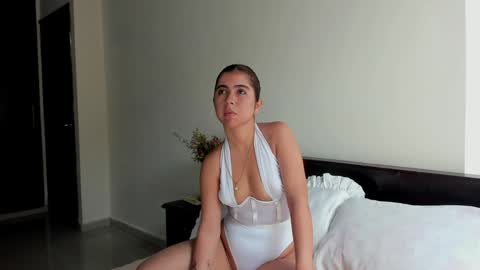 Snapshot of juieth_gv chatting on 12.26.24 Andry but call me yulieth online show from 12.26.24