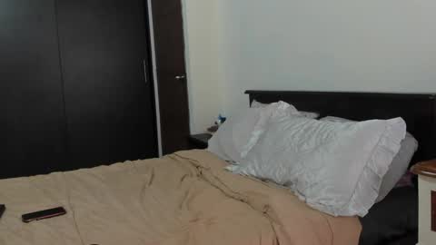 Snapshot of juieth_gv chatting on 02.03.25 Andry but call me yulieth online show from 02.03.25