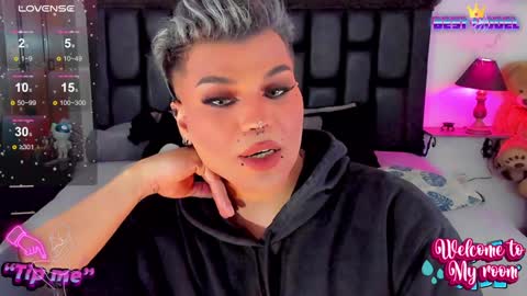 Jujubee online show from 12.29.24