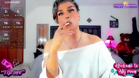 Jujubee online show from 01.30.25