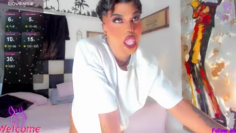 Jujubee online show from 04.22.26