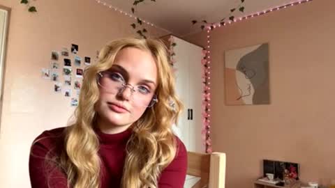 Alana online show from 03.14.26