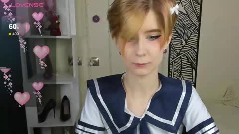 Snapshot of julescrown chatting on 12.21.24 Jules online show from 12.21.24