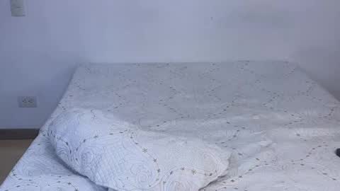 Jules and Dann  Dont forget to give us thumps up online show from 03.04.25