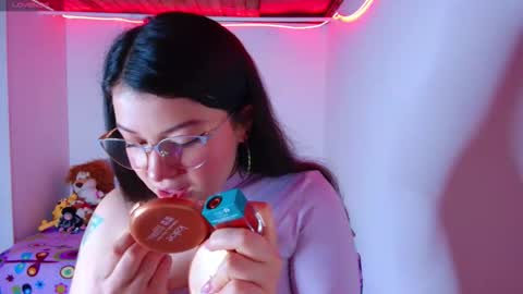 Juliana online show from 12.02.25