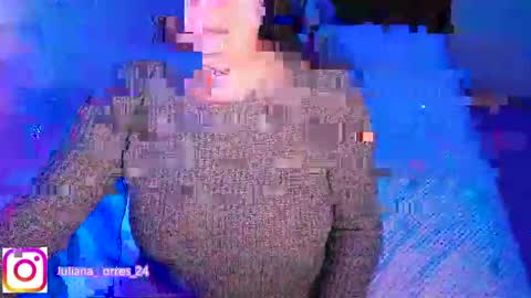 Snapshot of juli_69 chatting on 01.14.25 Juliana Torres online show from 01.14.25