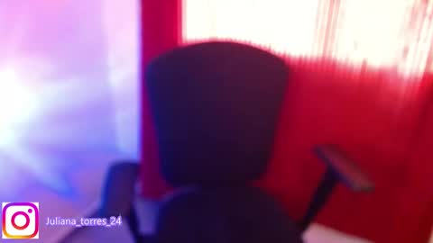Snapshot of juli_69 chatting on 01.28.25 Juliana Torres online show from 01.28.25