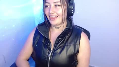Snapshot of juli_69 chatting on 02.18.25 Juliana Torres online show from 02.18.25