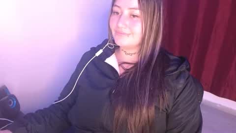 Snapshot of juli_69 chatting on 02.26.25 Juliana Torres online show from 02.26.25