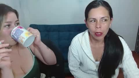 Snapshot of juli_69 chatting on 09.12.25 Juliana Torres online show from 09.12.25