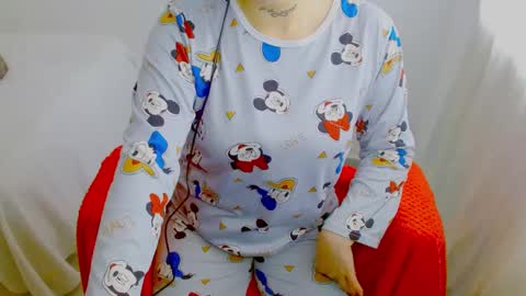 Snapshot of juli_69 chatting on 09.18.25 Juliana Torres online show from 09.18.25