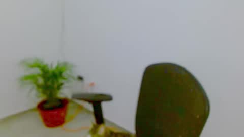 Snapshot of juli_69 chatting on 12.22.25 Juliana Torres online show from 12.22.25