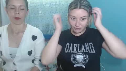 Snapshot of juli_69 chatting on 01.17.26 Juliana Torres online show from 01.17.26