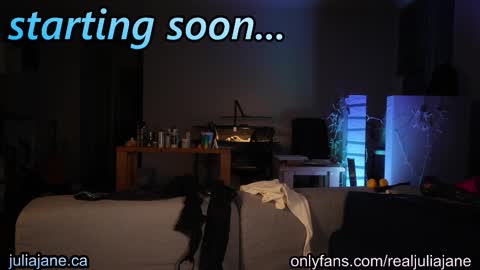 Julia Jane online show from 02.07.26