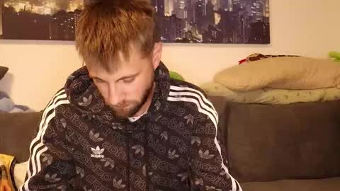 julia_official online show from 09.24.25