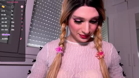 Julia online show from 03.27.26