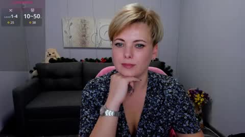 Julia online show from 01.08.25