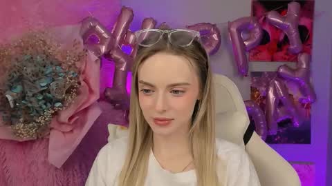 Julia online show from 09.18.25