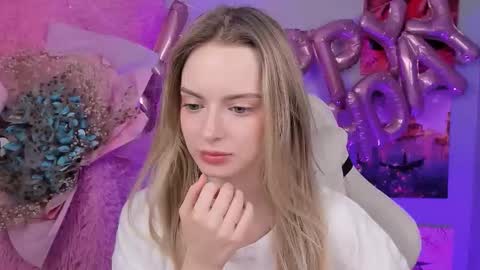 Julia online show from 09.25.25