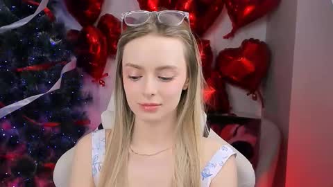 Julia online show from 03.17.26